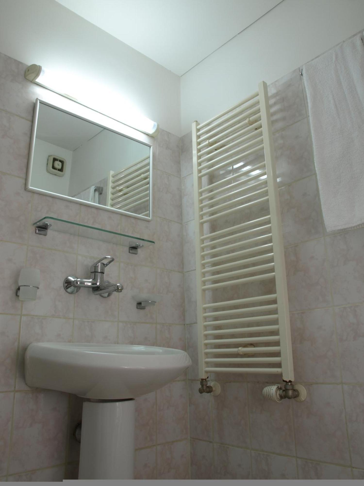Hotel Sezoni South Burgas Chambre photo