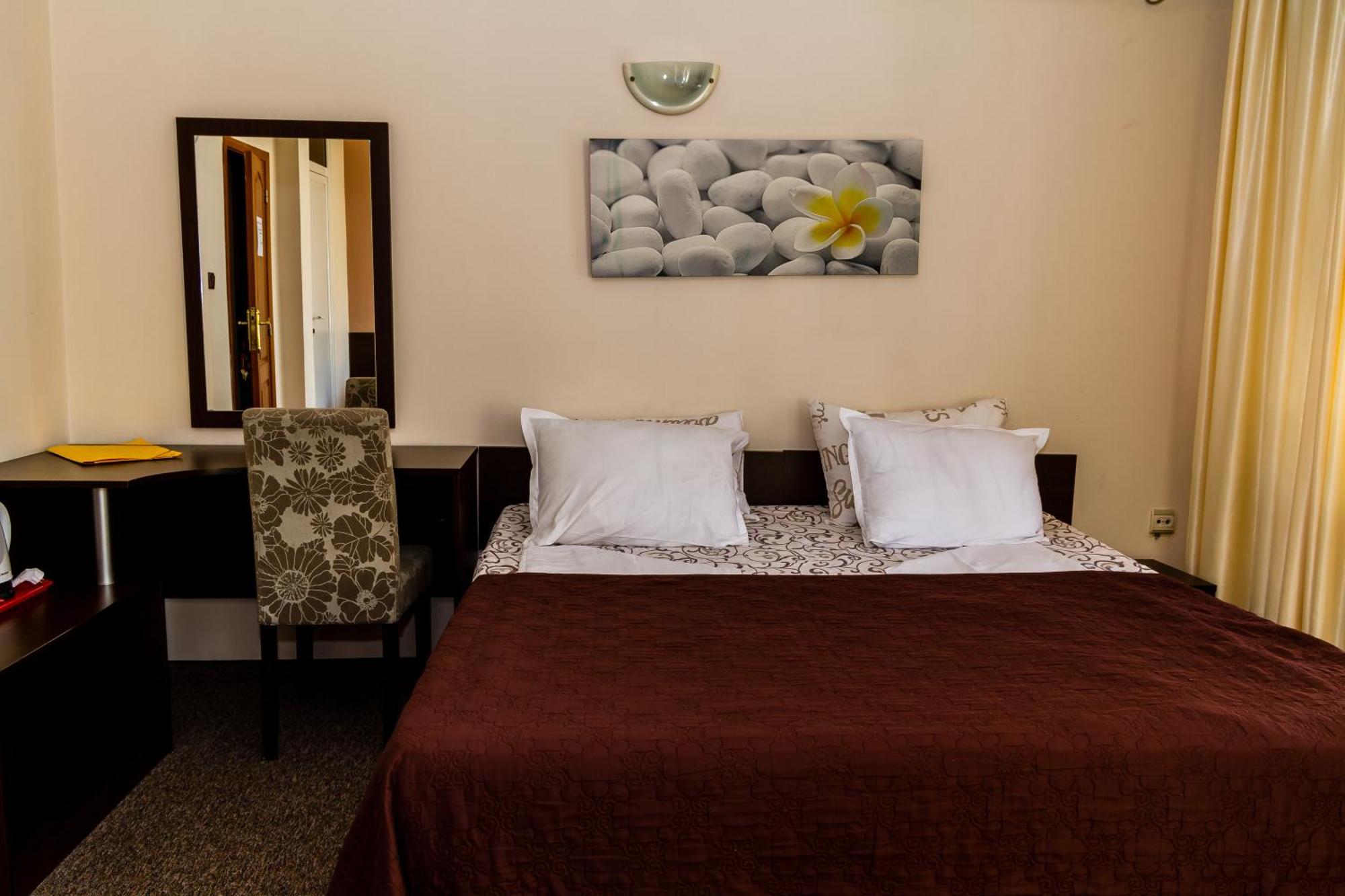 Hotel Sezoni South Burgas Extérieur photo