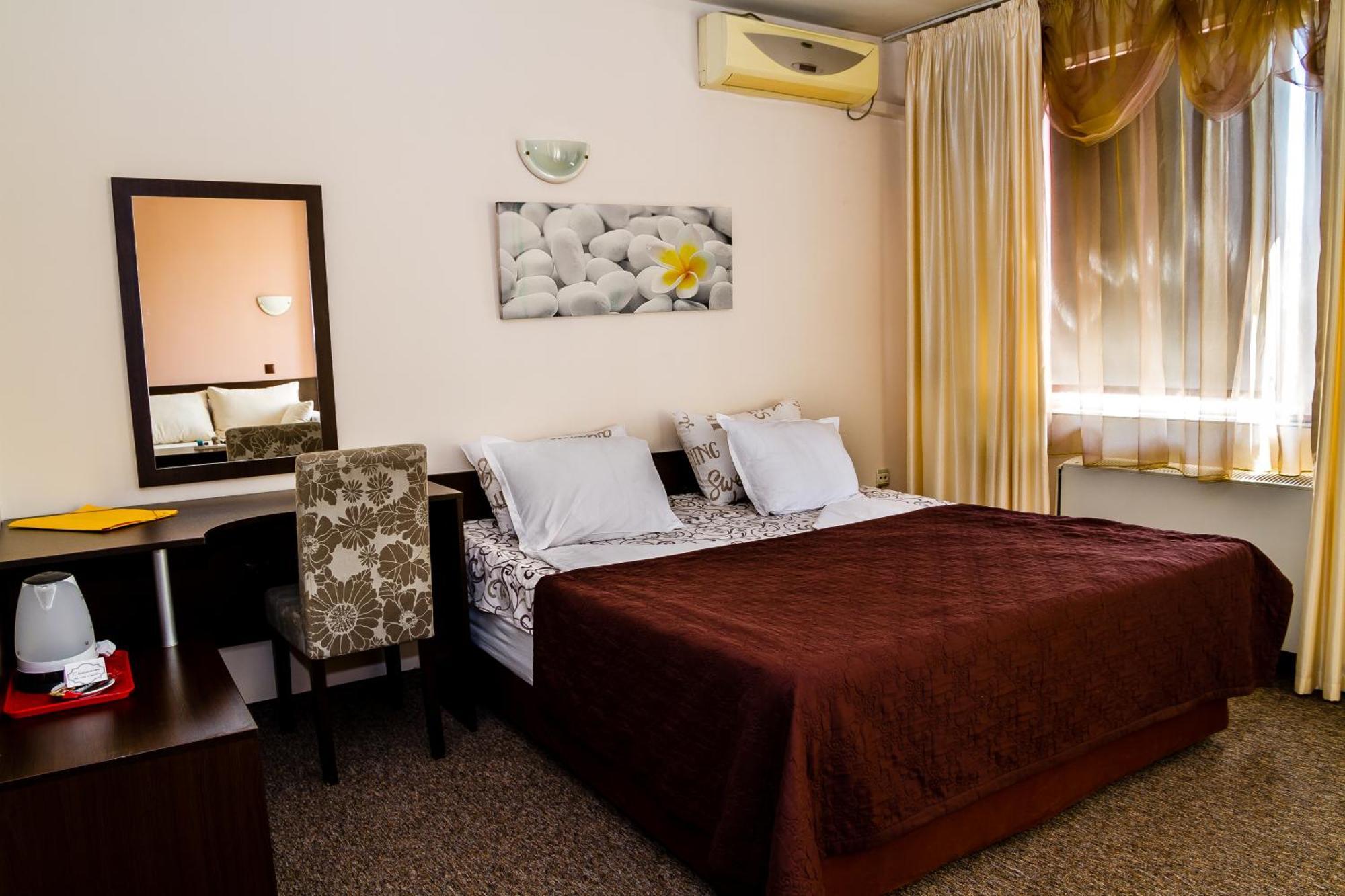 Hotel Sezoni South Burgas Extérieur photo